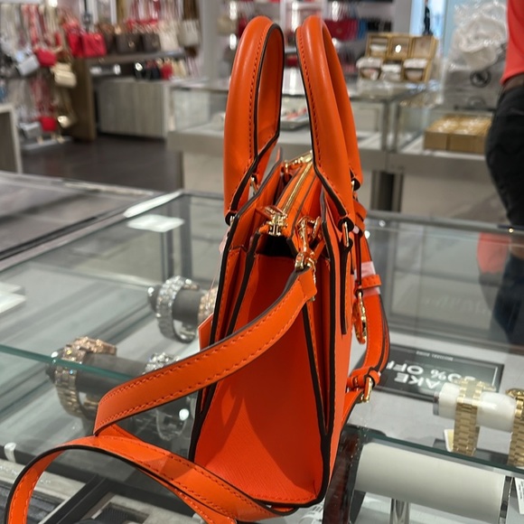 MICHAEL KORS
Sheila Small Faux Saffiano Leather Satchel
Poppy 
NWT - Picture 2 of 16